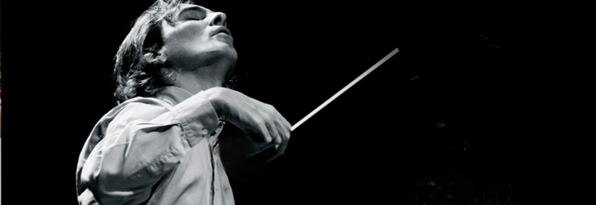 2704 Sensational Strings